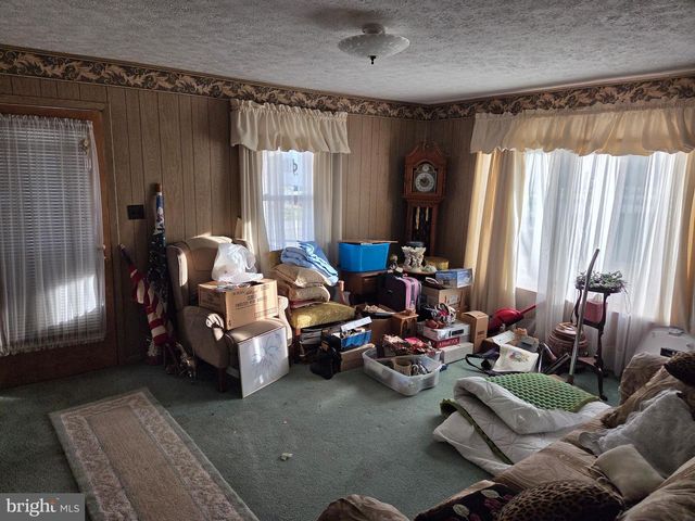 439 ELK PL, Romney, WV 26757