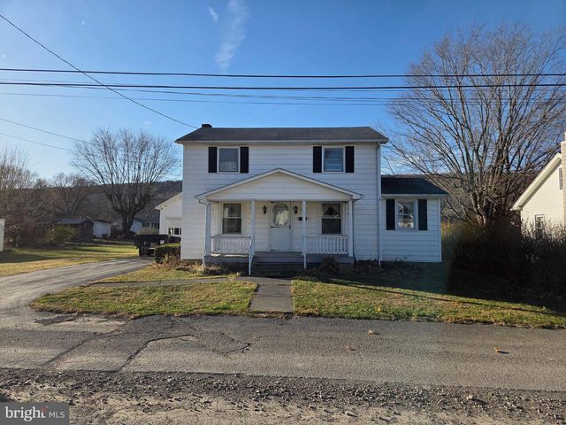 439 ELK PL, Romney, WV 26757