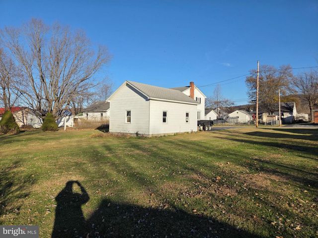 439 ELK PL, Romney, WV 26757