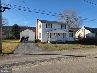 439 ELK PL, Romney, WV 26757