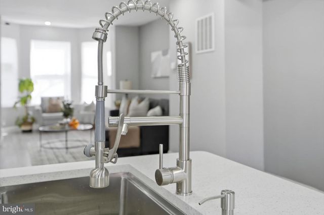 2536 GARRETT AVE, Baltimore, MD 21218