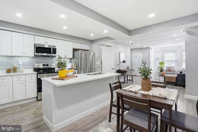 2536 GARRETT AVE, Baltimore, MD 21218