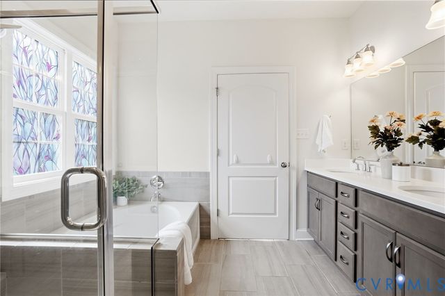 16843 Warren Crest Ct, Moseley, VA 23120