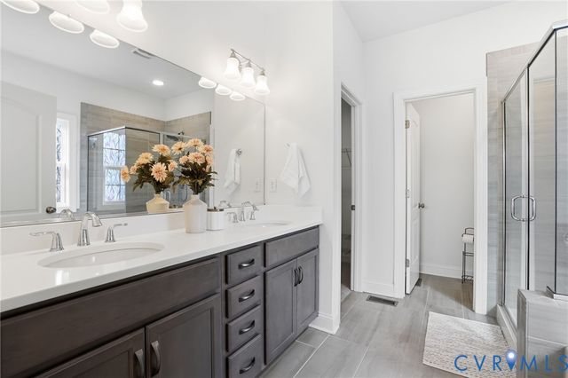 16843 Warren Crest Ct, Moseley, VA 23120