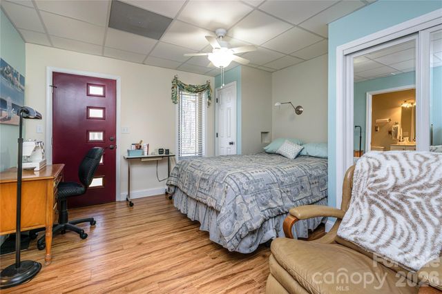 281 Ewbank Road, Etowah, NC 28729