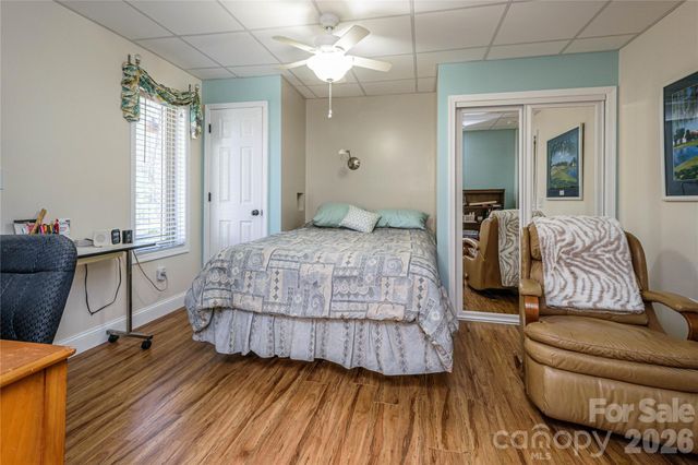 281 Ewbank Road, Etowah, NC 28729