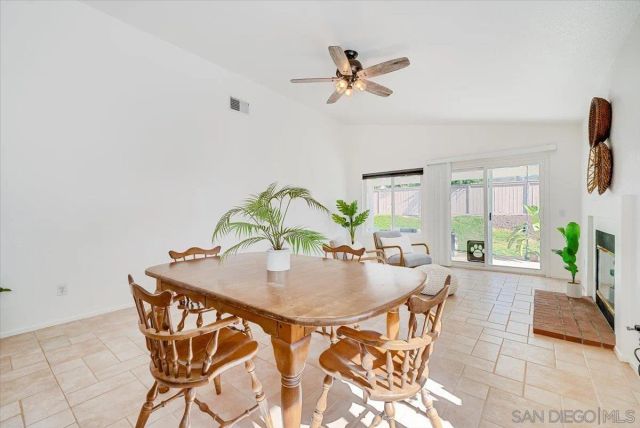 31950 Via Tafalla, Temecula, CA 92592