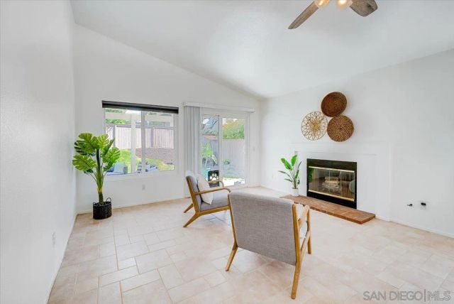 31950 Via Tafalla, Temecula, CA 92592