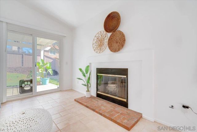 31950 Via Tafalla, Temecula, CA 92592