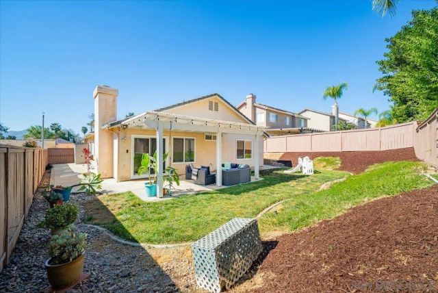 31950 Via Tafalla, Temecula, CA 92592