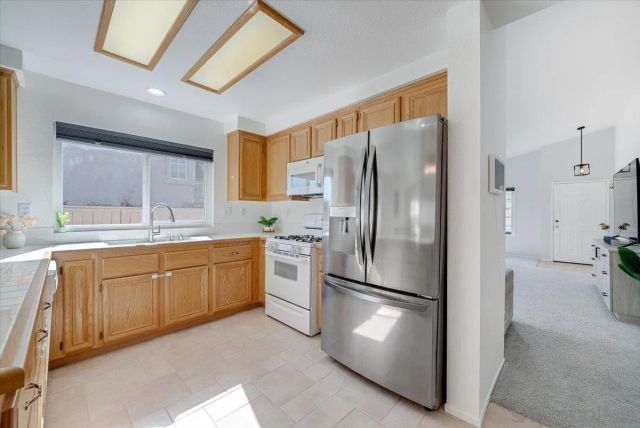 31950 Via Tafalla, Temecula, CA 92592