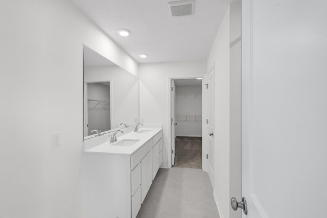 5561 Jaskula Lane, Schererville, IN 46375