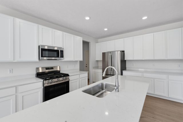 5561 Jaskula Lane, Schererville, IN 46375