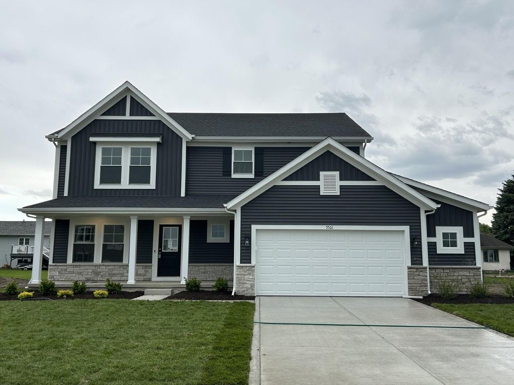 5561 Jaskula Lane, Schererville, IN 46375