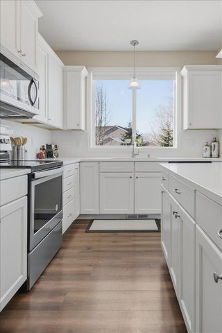 10786 Retreat Lane, Woodbury, MN 55129