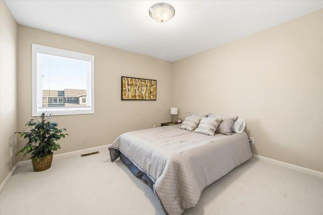 10786 Retreat Lane, Woodbury, MN 55129