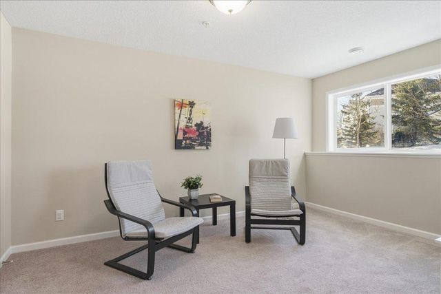 10786 Retreat Lane, Woodbury, MN 55129