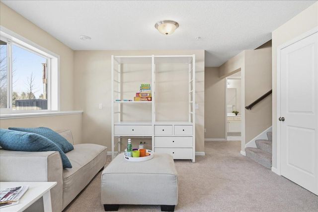 10786 Retreat Lane, Woodbury, MN 55129