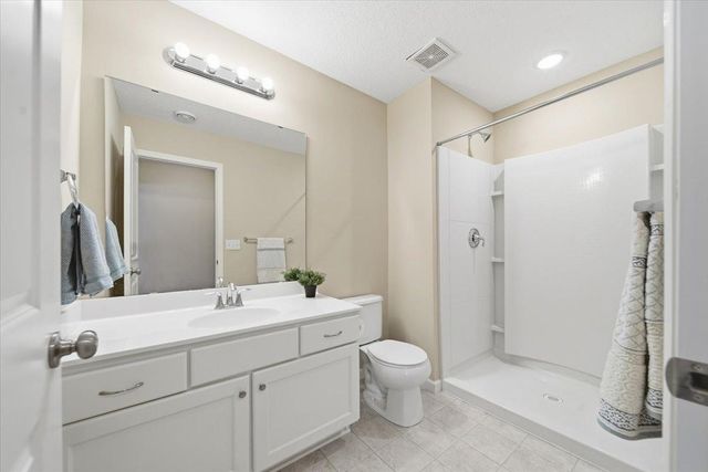 10786 Retreat Lane, Woodbury, MN 55129