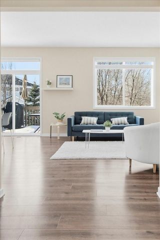 10786 Retreat Lane, Woodbury, MN 55129