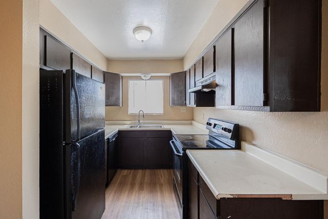 4724 E Portland Street, Phoenix, AZ 85008