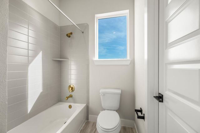 4412 Tucker Lane, Seabrook, TX 77586