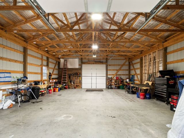 6670 Greenville Rd, Hopkinsville, KY 42240