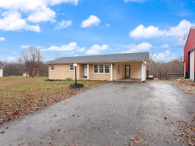 6670 Greenville Rd, Hopkinsville, KY 42240