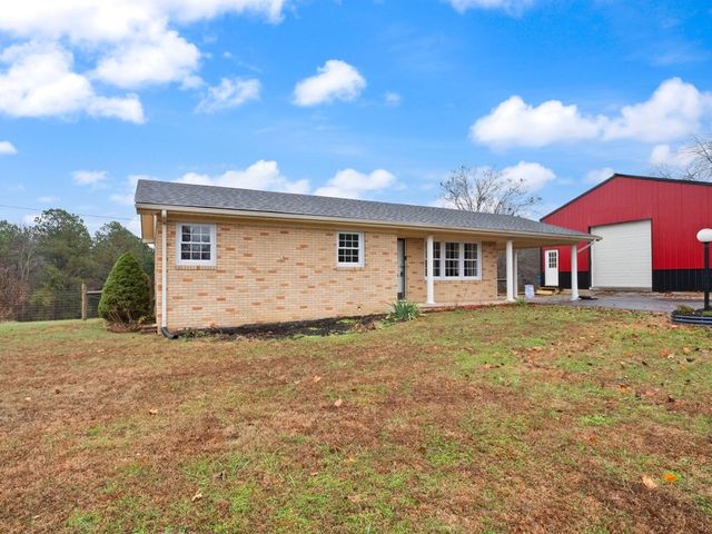6670 Greenville Rd, Hopkinsville, KY 42240