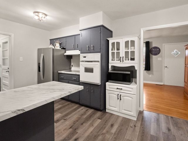 6670 Greenville Rd, Hopkinsville, KY 42240