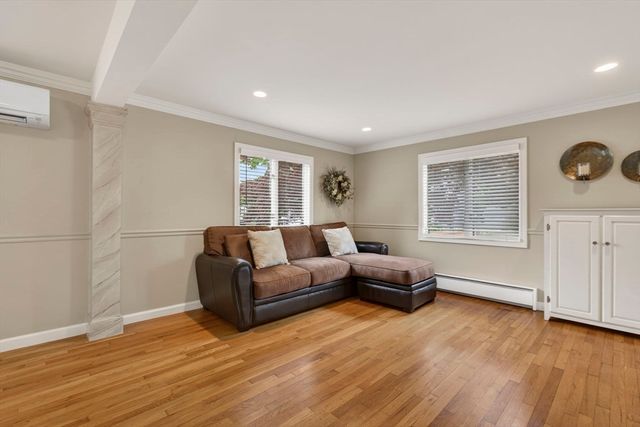 9 Longview Way, Peabody, MA 01960