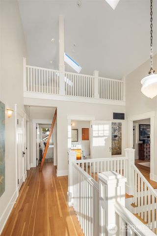 5113 47th Avenue NE, Seattle, WA 98105