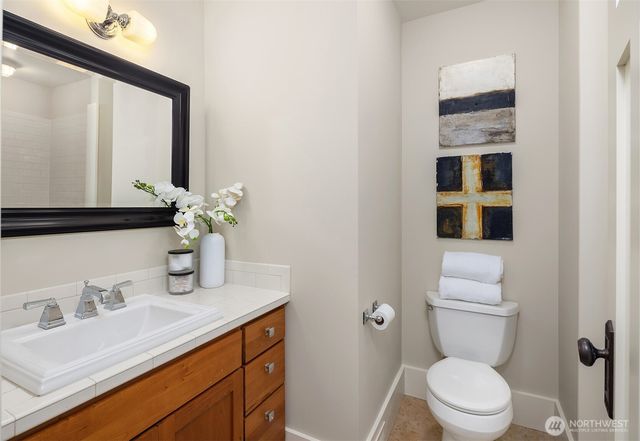 5113 47th Avenue NE, Seattle, WA 98105