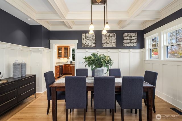 5113 47th Avenue NE, Seattle, WA 98105