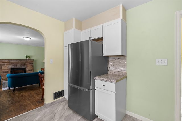 74 Seivour Avenue, Battle Creek, MI 49037