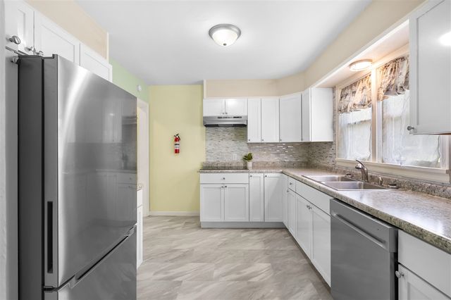 74 Seivour Avenue, Battle Creek, MI 49037