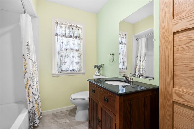 74 Seivour Avenue, Battle Creek, MI 49037