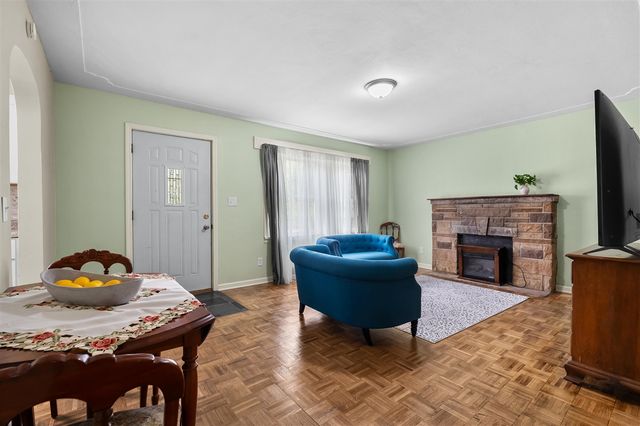 74 Seivour Avenue, Battle Creek, MI 49037