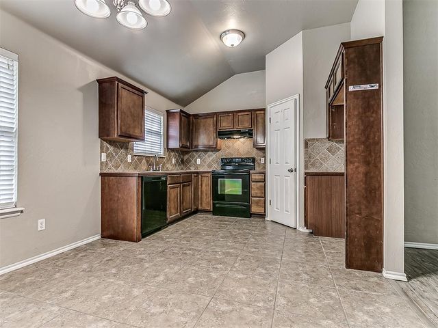 2244 NW 197th Street, Edmond, OK 73012