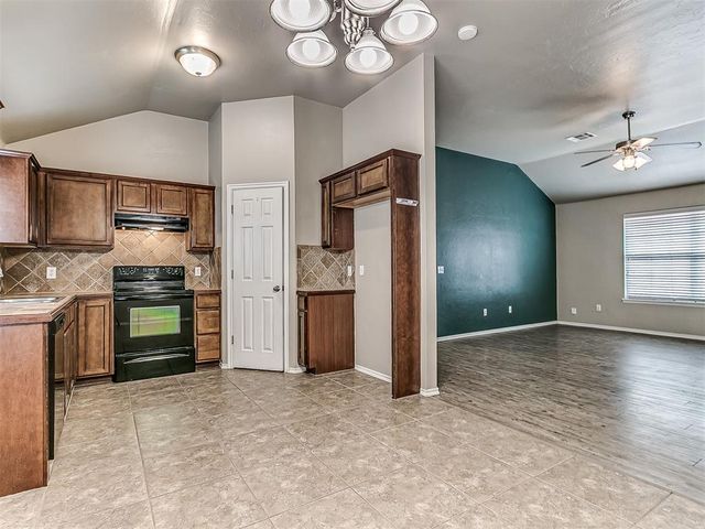2244 NW 197th Street, Edmond, OK 73012