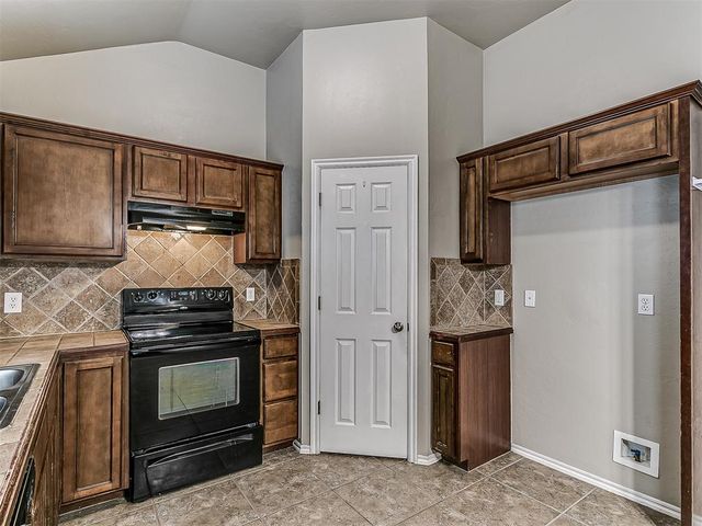 2244 NW 197th Street, Edmond, OK 73012
