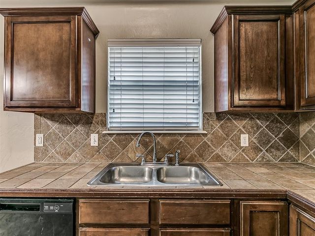 2244 NW 197th Street, Edmond, OK 73012