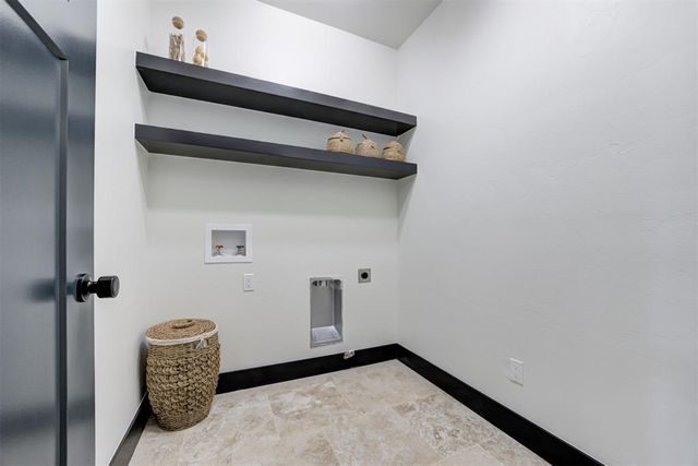 1524 NE Euclid Street, Oklahoma City, OK 73117