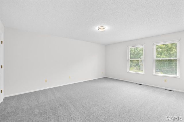 21 Dunmore Circle, O'fallon, MO 63368