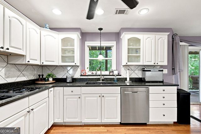 630 MISTFLOWER Drive, Acworth, GA 30102