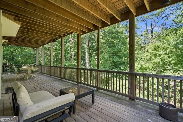 630 MISTFLOWER Drive, Acworth, GA 30102