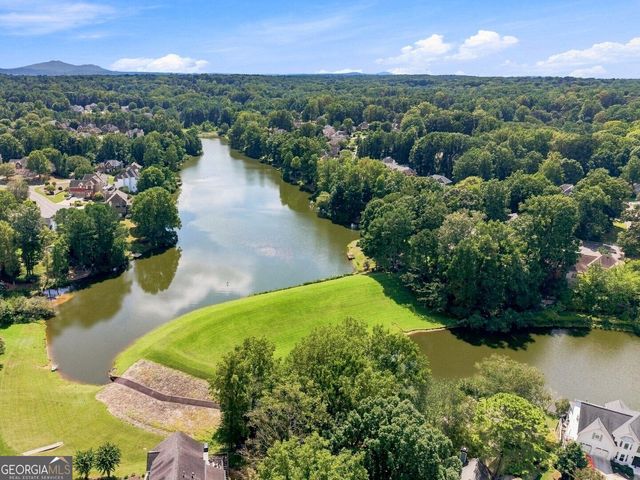 630 MISTFLOWER Drive, Acworth, GA 30102