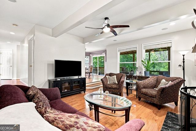 630 MISTFLOWER Drive, Acworth, GA 30102