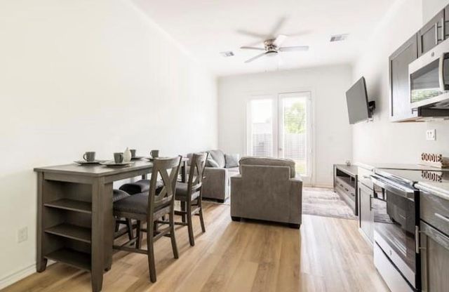 3231 Real Street B, Houston, TX 77087