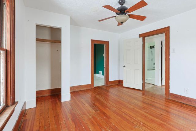 822 E Ewing Avenue, South Bend, IN 46613